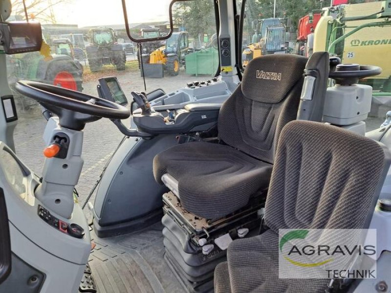 Traktor του τύπου Valtra T 214 D, Gebrauchtmaschine σε Schneverdingen (Φωτογραφία 11)