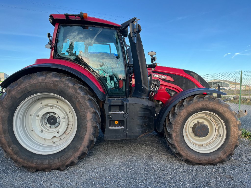 Traktor tipa Valtra T 214 DIRECT SMARTTOUCH, Gebrauchtmaschine u Saint-Rémy (Slika 5)