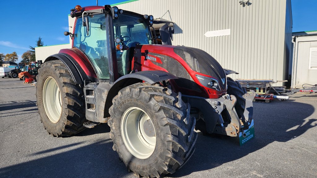Traktor typu Valtra T 214 DIRECT SMARTTOUCH, Gebrauchtmaschine v Calmont (Obrázek 8)