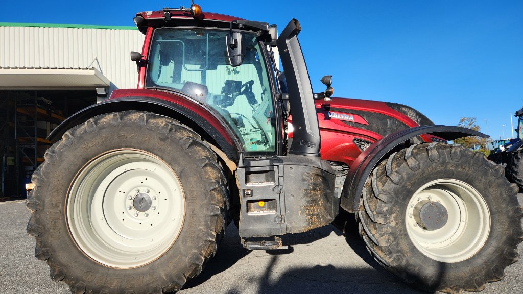 Traktor typu Valtra T 214 DIRECT SMARTTOUCH, Gebrauchtmaschine v Calmont (Obrázek 4)