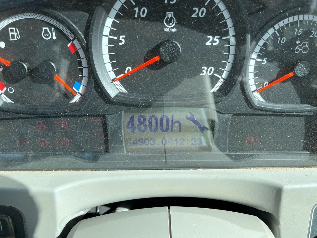 Traktor del tipo Valtra T 214 DIRECT SMARTTOUCH, Gebrauchtmaschine In LACAPELLE-MARIVAL (Immagine 9)