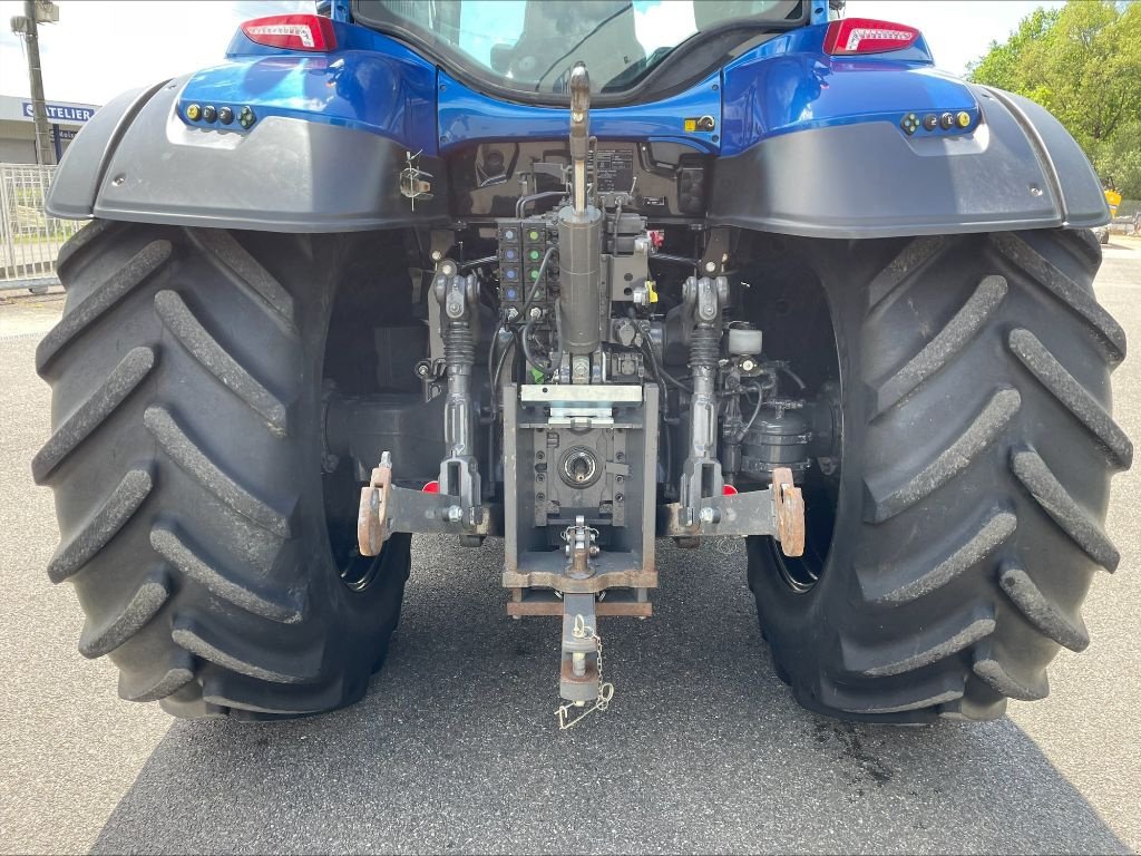 Traktor des Typs Valtra T 214 Direct UNLIMITED, Gebrauchtmaschine in Montauban (Bild 8)
