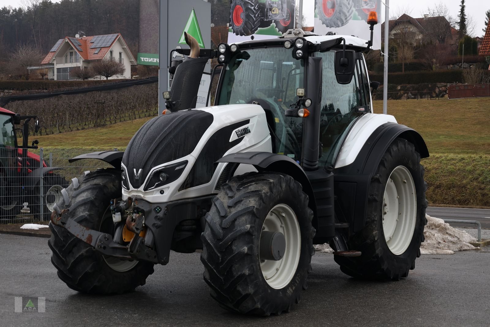 Traktor του τύπου Valtra T 214 Direct, Gebrauchtmaschine σε Markt Hartmannsdorf (Φωτογραφία 1)