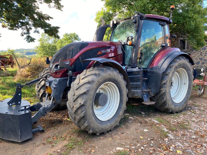 Traktor of the type Valtra T 214 DIRECT, Gebrauchtmaschine in PIERRE BUFFIERE (Picture 1)
