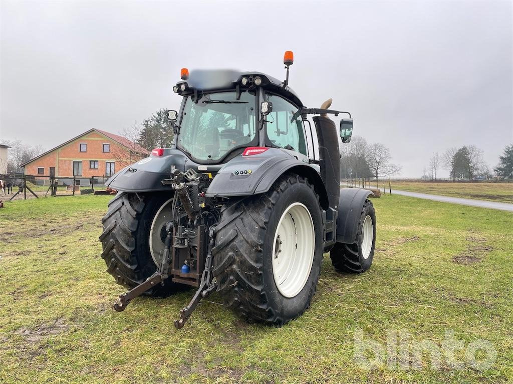 Traktor vrste Valtra T 214 S, Gebrauchtmaschine v Düsseldorf (Slika 3)