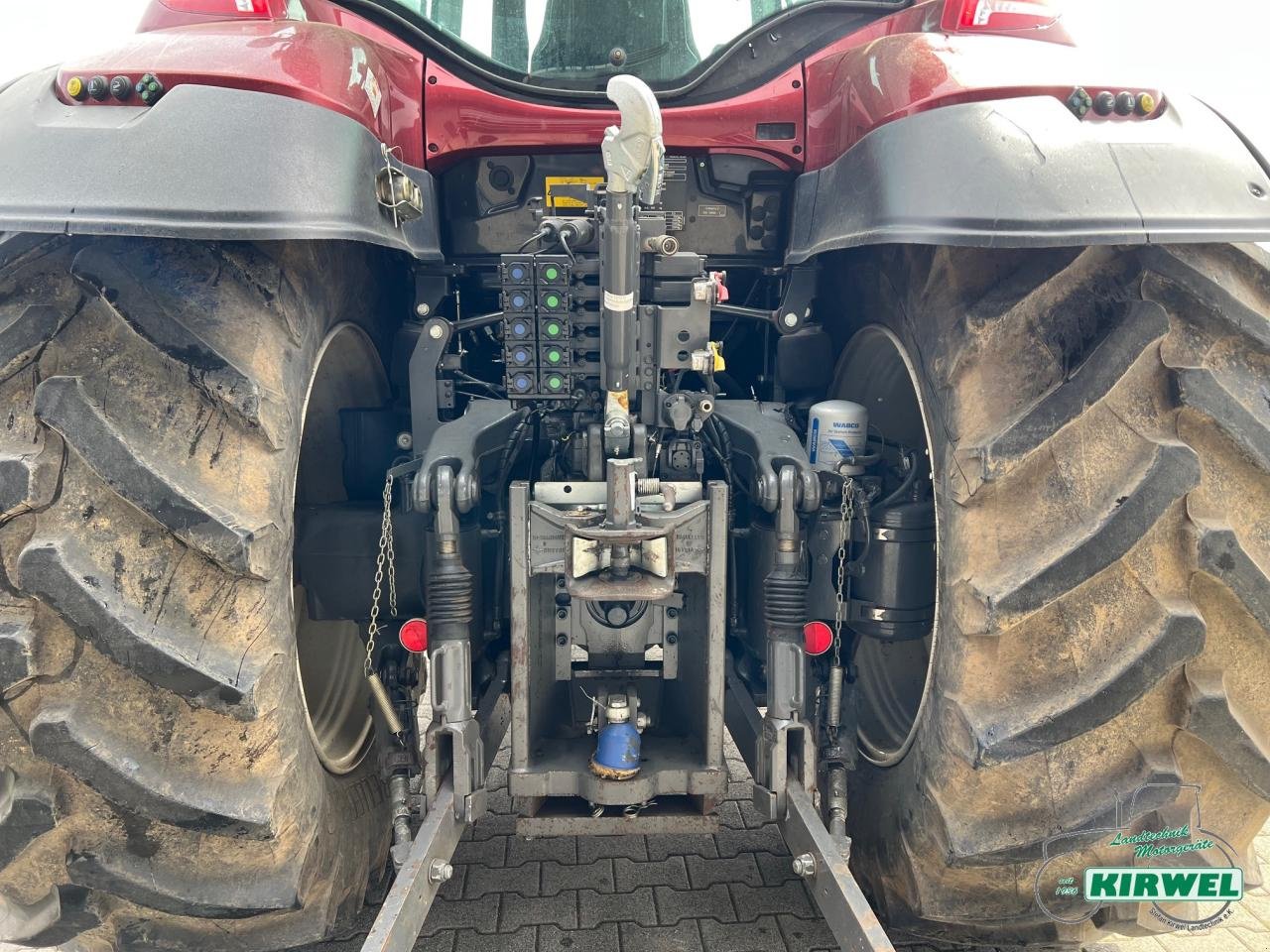 Traktor del tipo Valtra T 214 Versu, Gebrauchtmaschine en Blankenheim (Imagen 8)