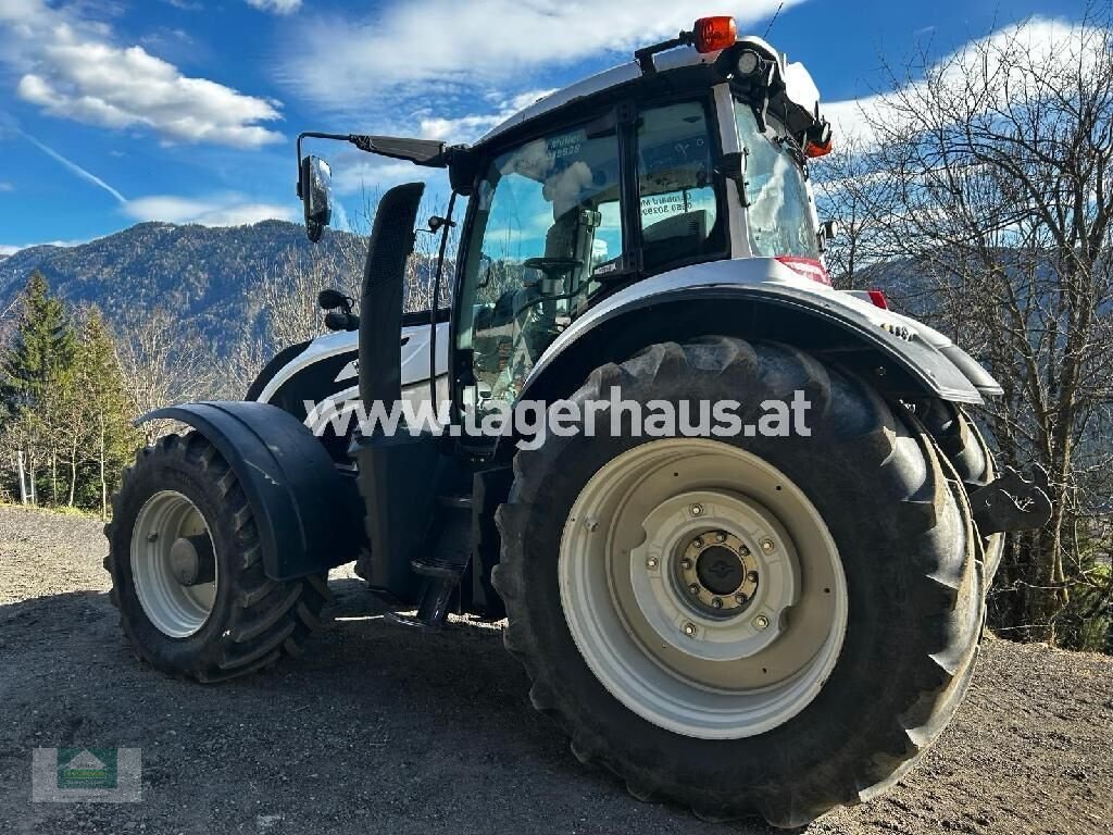 Traktor от тип Valtra T 214 VERSU, Gebrauchtmaschine в Klagenfurt (Снимка 9)
