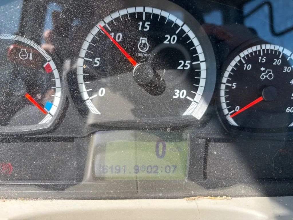 Traktor vrste Valtra T 214D, Gebrauchtmaschine v SAINT JAMES (Slika 2)