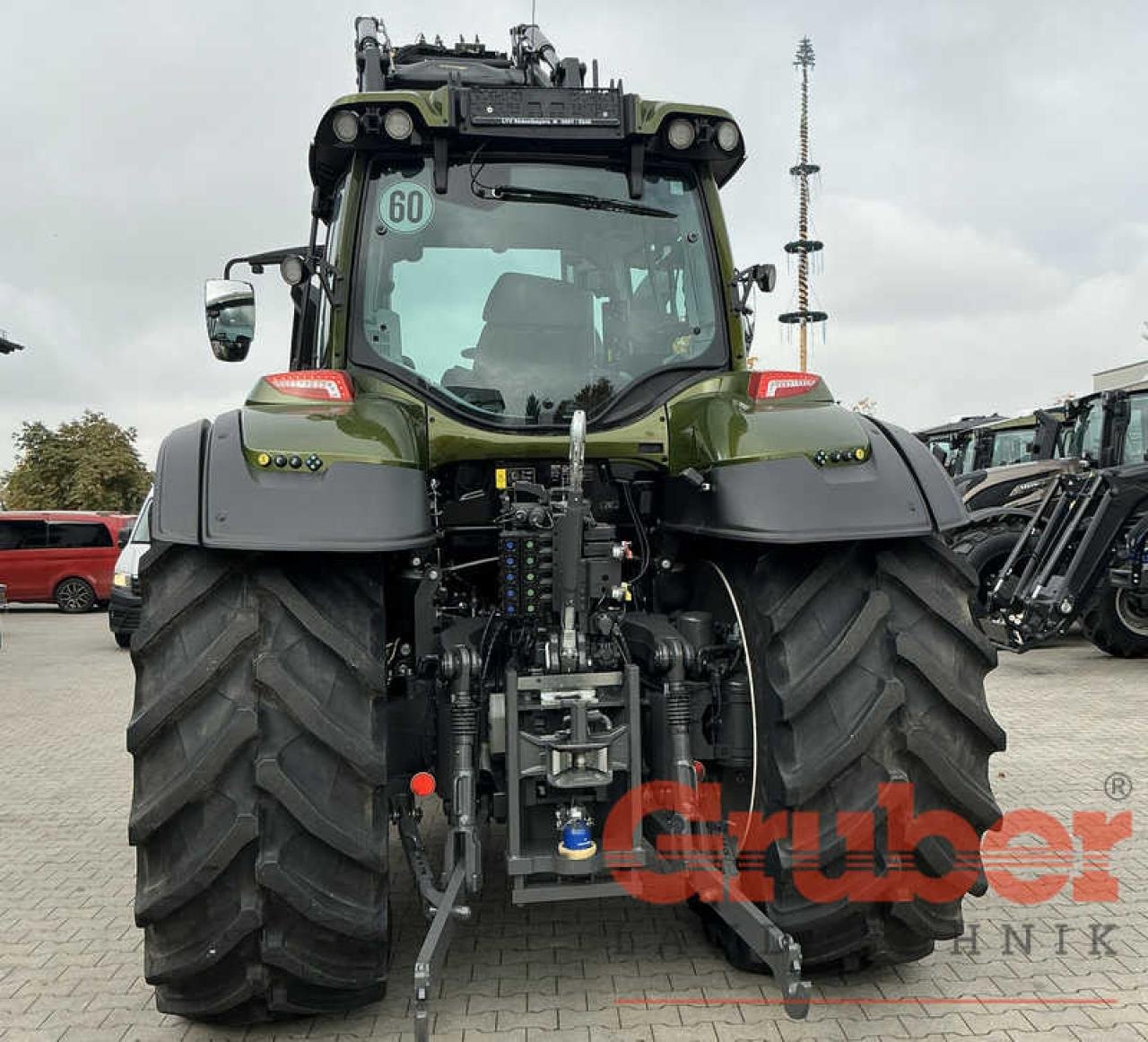 Traktor του τύπου Valtra T 215 D, Gebrauchtmaschine σε Ampfing (Φωτογραφία 4)