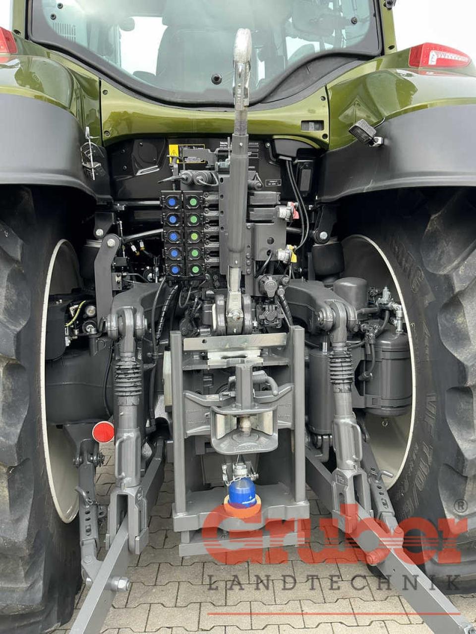 Traktor του τύπου Valtra T 215 D, Gebrauchtmaschine σε Ampfing (Φωτογραφία 11)