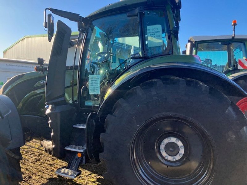 Traktor van het type Valtra T 215 D, Neumaschine in Werther (Foto 2)