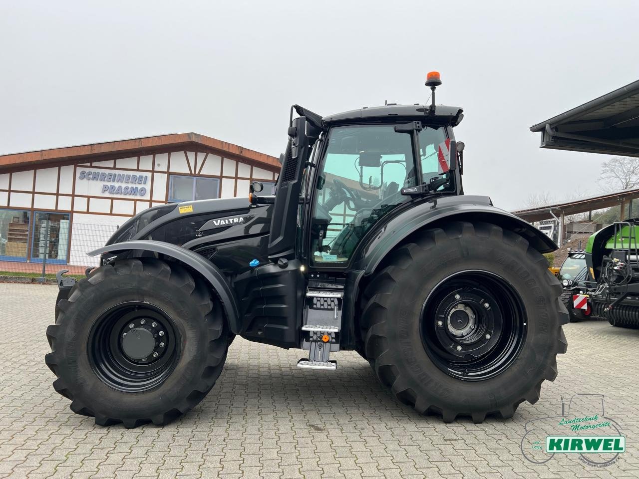 Traktor typu Valtra T 215 Direct, Vorführmaschine v Blankenheim (Obrázek 4)