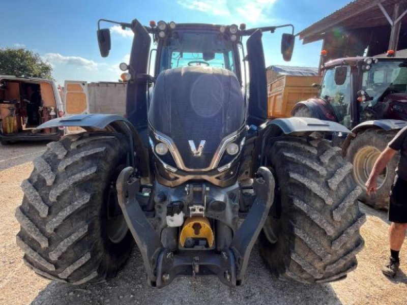 Traktor типа Valtra T 215 DIRECT, Gebrauchtmaschine в CHAMPLECY