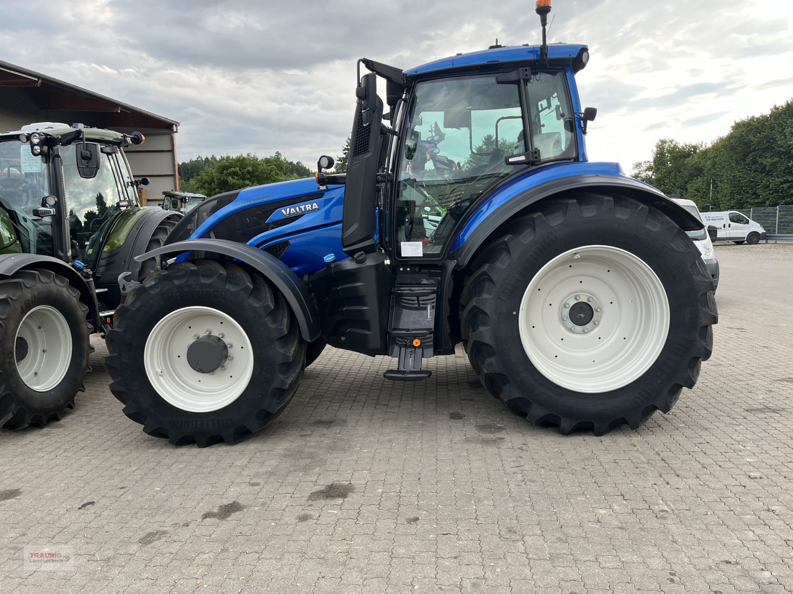 Traktor του τύπου Valtra T 215D / Vollausstattung, Neumaschine σε Mainburg/Wambach (Φωτογραφία 21)
