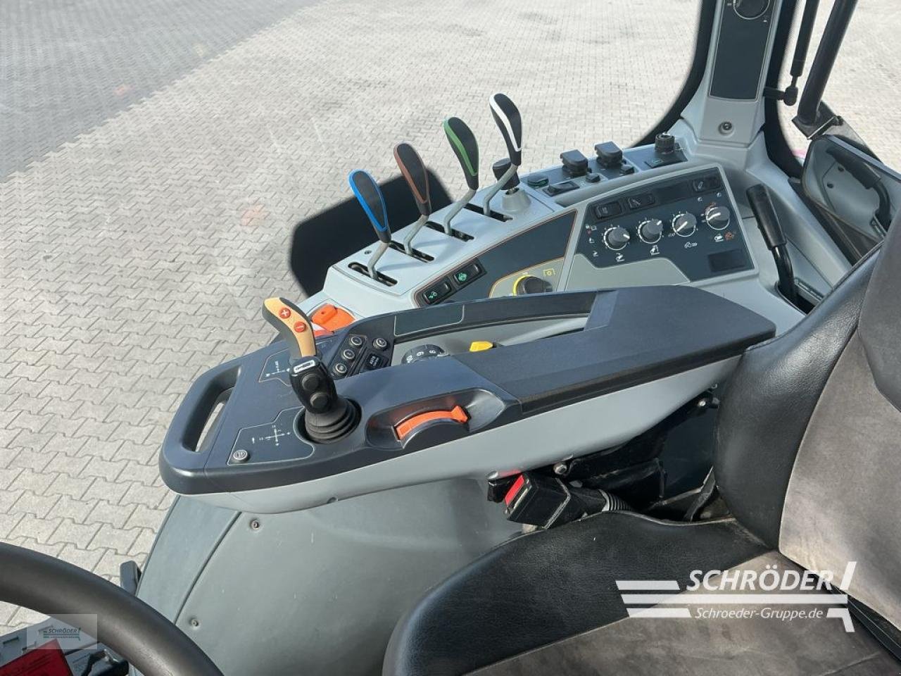 Traktor typu Valtra T 234 A, Gebrauchtmaschine v Lastrup (Obrázek 3)
