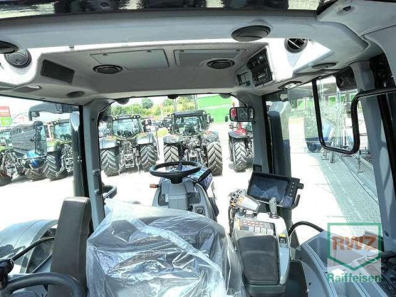 Traktor Türe ait Valtra T 234 Direct mit Rüfa, Gebrauchtmaschine içinde Wipperfürth (resim 8)