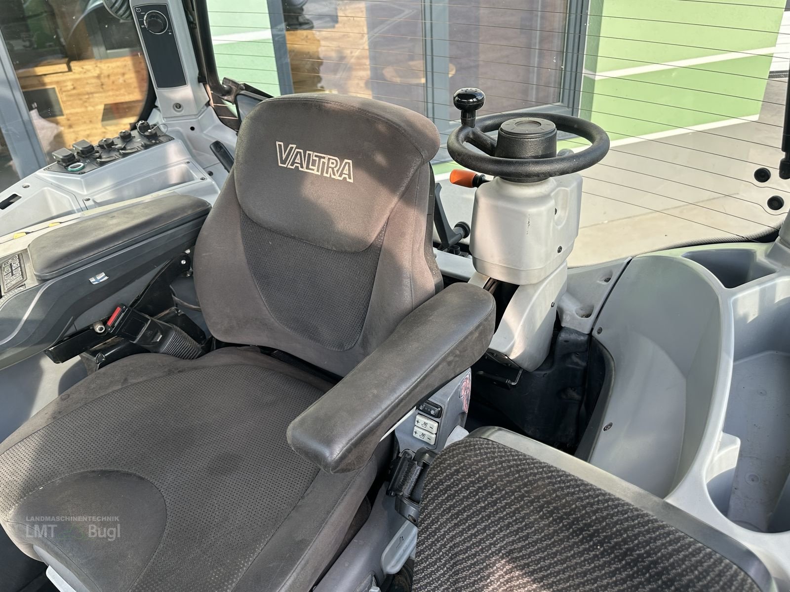 Traktor типа Valtra T 234 Direct, Gebrauchtmaschine в Hürm (Фотография 11)