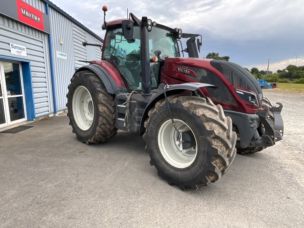 Traktor del tipo Valtra T 234 V SmartTouch, Gebrauchtmaschine In MONTAUBAN DE BRETAGNE (Immagine 3)