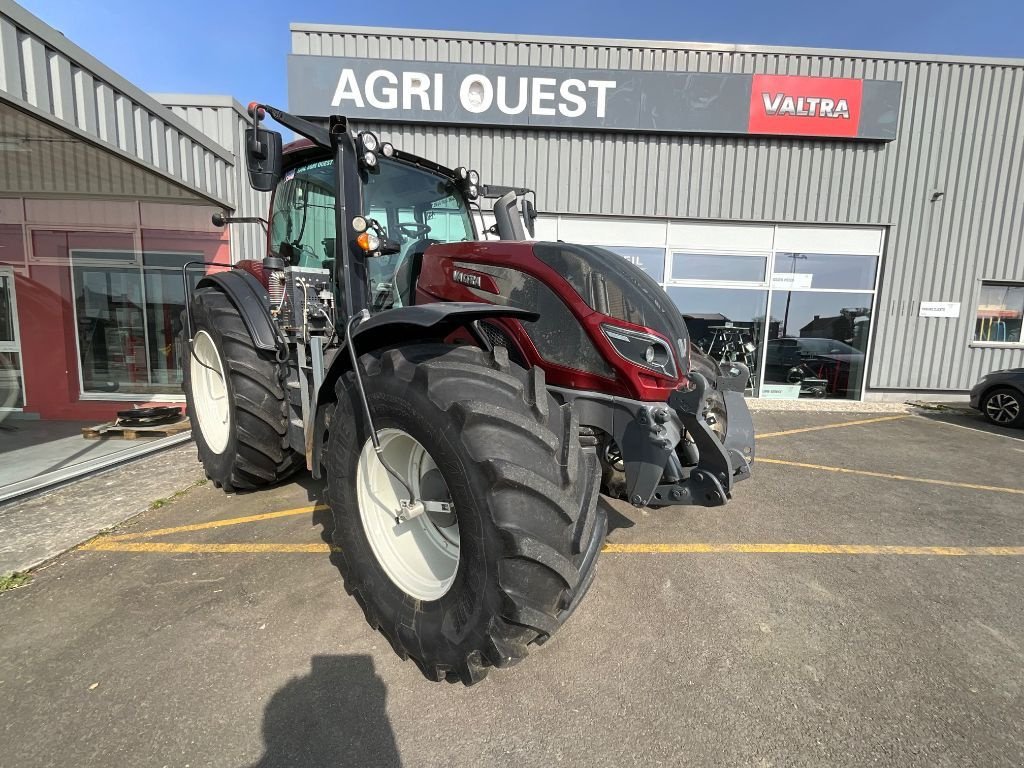 Traktor vrste Valtra T 234 V SmartTouch, Gebrauchtmaschine v PASSAIS LA CONCEPTION (Slika 7)
