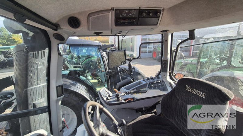 Traktor typu Valtra T 234 V, Gebrauchtmaschine v Schladen (Obrázek 18)