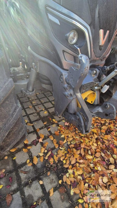 Traktor typu Valtra T 234 V, Gebrauchtmaschine v Schladen (Obrázek 12)