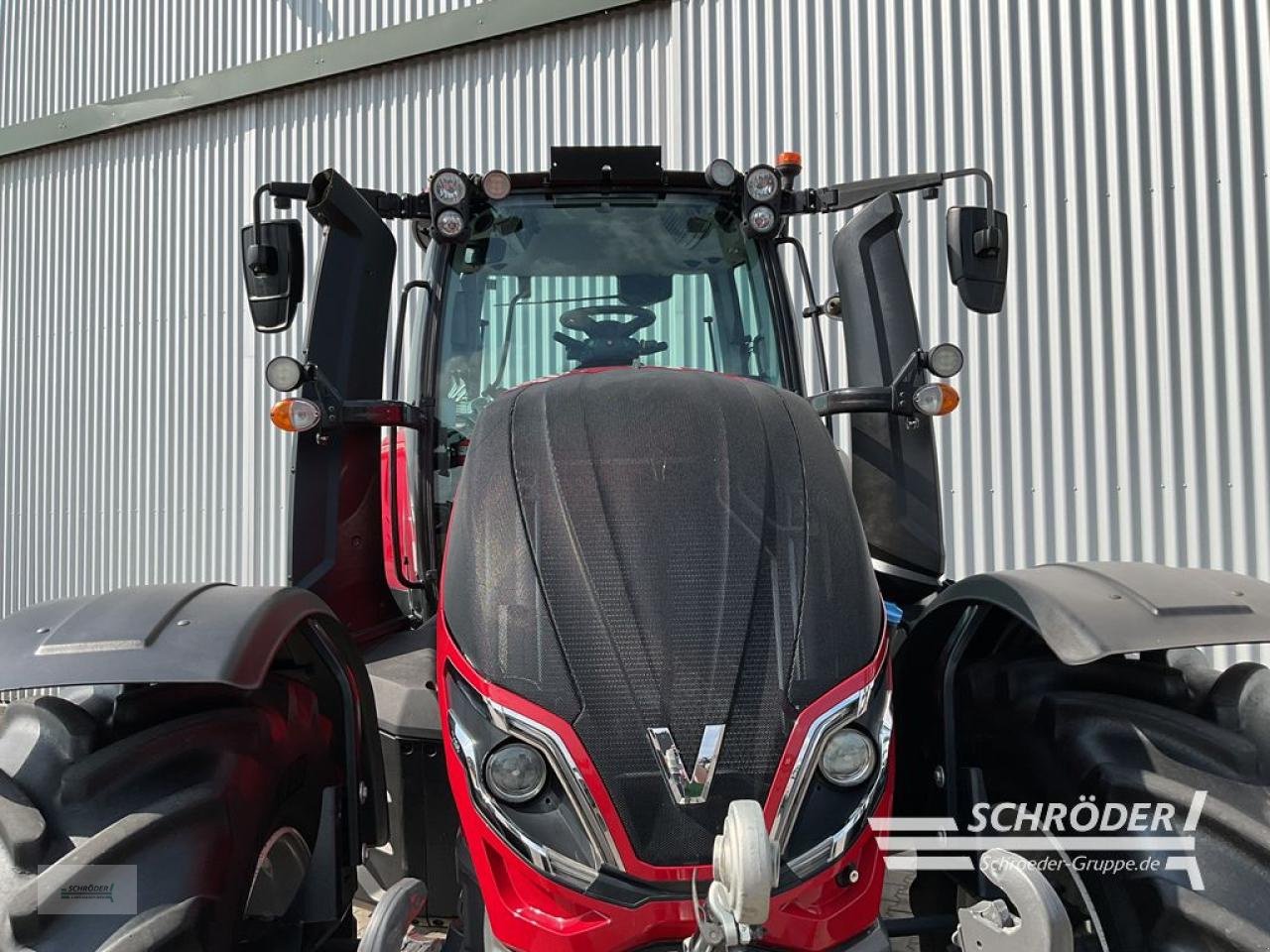 Traktor des Typs Valtra T 235 A, Gebrauchtmaschine in Wildeshausen (Bild 11)