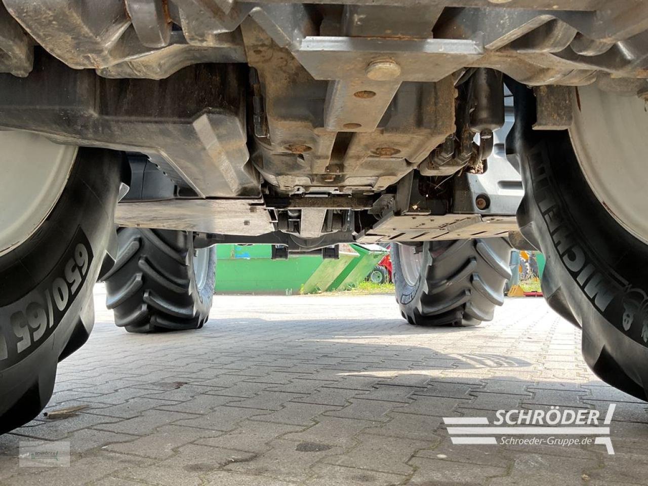 Traktor des Typs Valtra T 235 A, Gebrauchtmaschine in Wildeshausen (Bild 19)