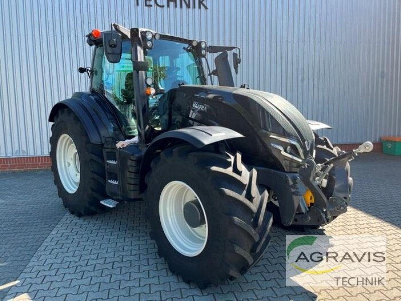 Traktor del tipo Valtra T 235 D, Gebrauchtmaschine In Meppen (Immagine 2)