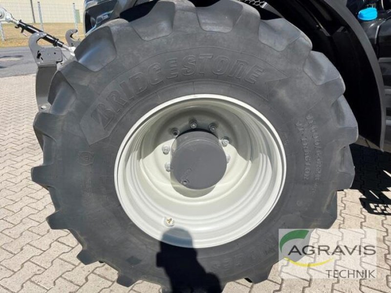 Traktor del tipo Valtra T 235 D, Gebrauchtmaschine In Meppen (Immagine 14)