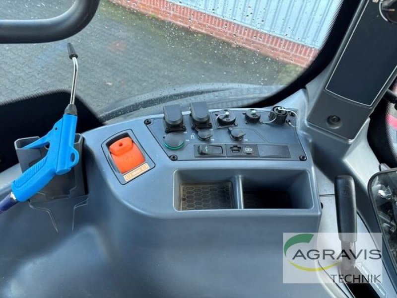 Traktor typu Valtra T 235 D, Gebrauchtmaschine v Meppen (Obrázek 16)