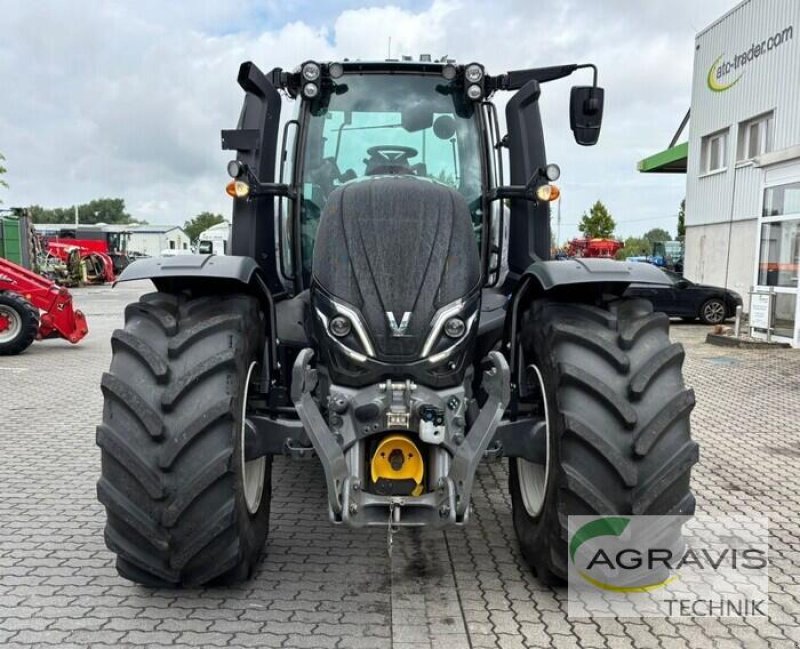 Traktor Türe ait Valtra T 235 D, Gebrauchtmaschine içinde Calbe / Saale (resim 9)