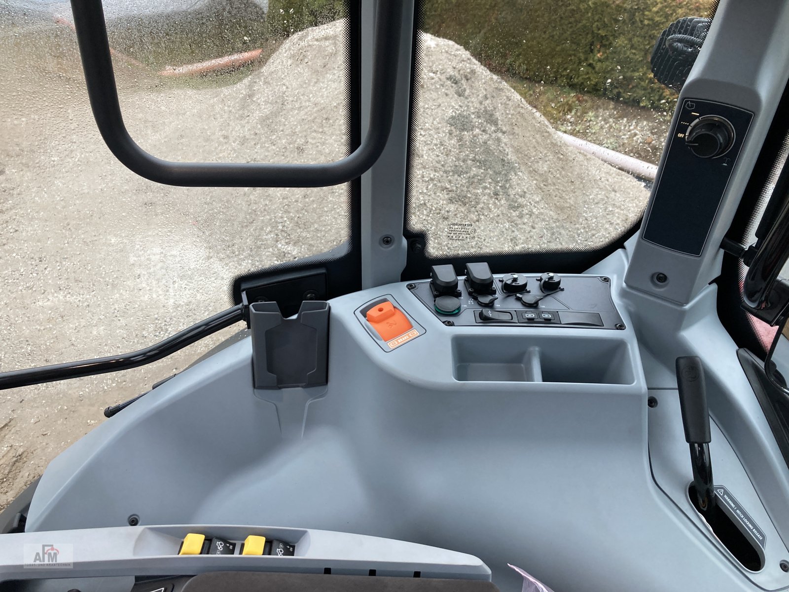 Traktor tipa Valtra T 235 D, Gebrauchtmaschine u Bodenwöhr/ Taxöldern (Slika 4)