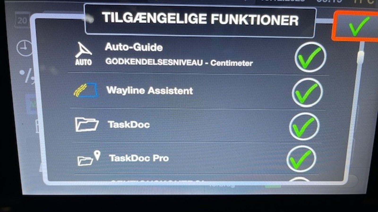 Traktor of the type Valtra T 235 Direct  T 235 Direct, Gebrauchtmaschine in Sakskøbing (Picture 9)