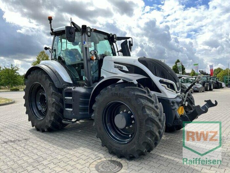 Traktor des Typs Valtra T 235 Direct Vorführmaschine, Vorführmaschine in Rommerskirchen (Bild 4)