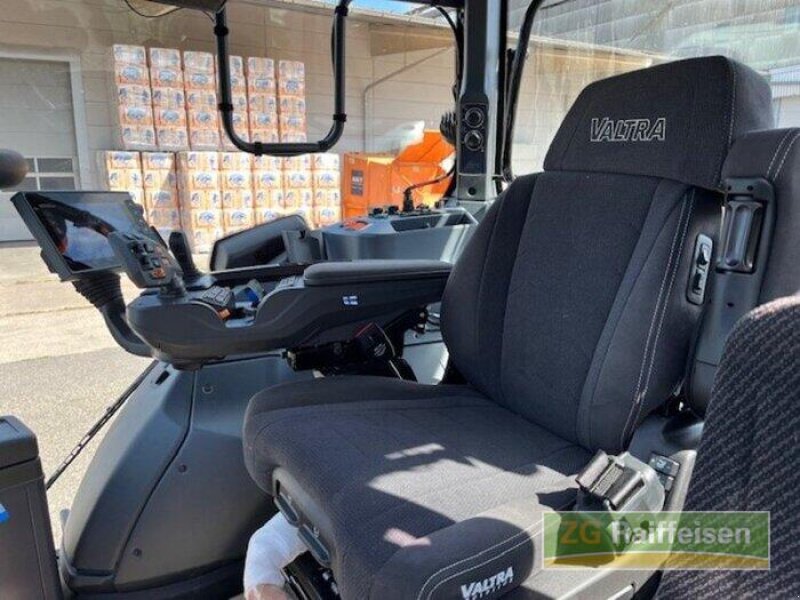 Traktor typu Valtra T 235 Direct, Vorführmaschine w Bruchsal (Zdjęcie 5)