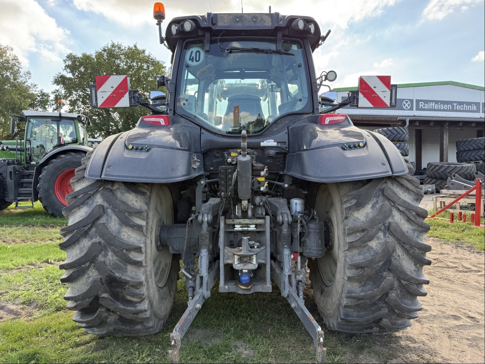 Traktor des Typs Valtra T 254 Versu, Gebrauchtmaschine in Bützow (Bild 15)