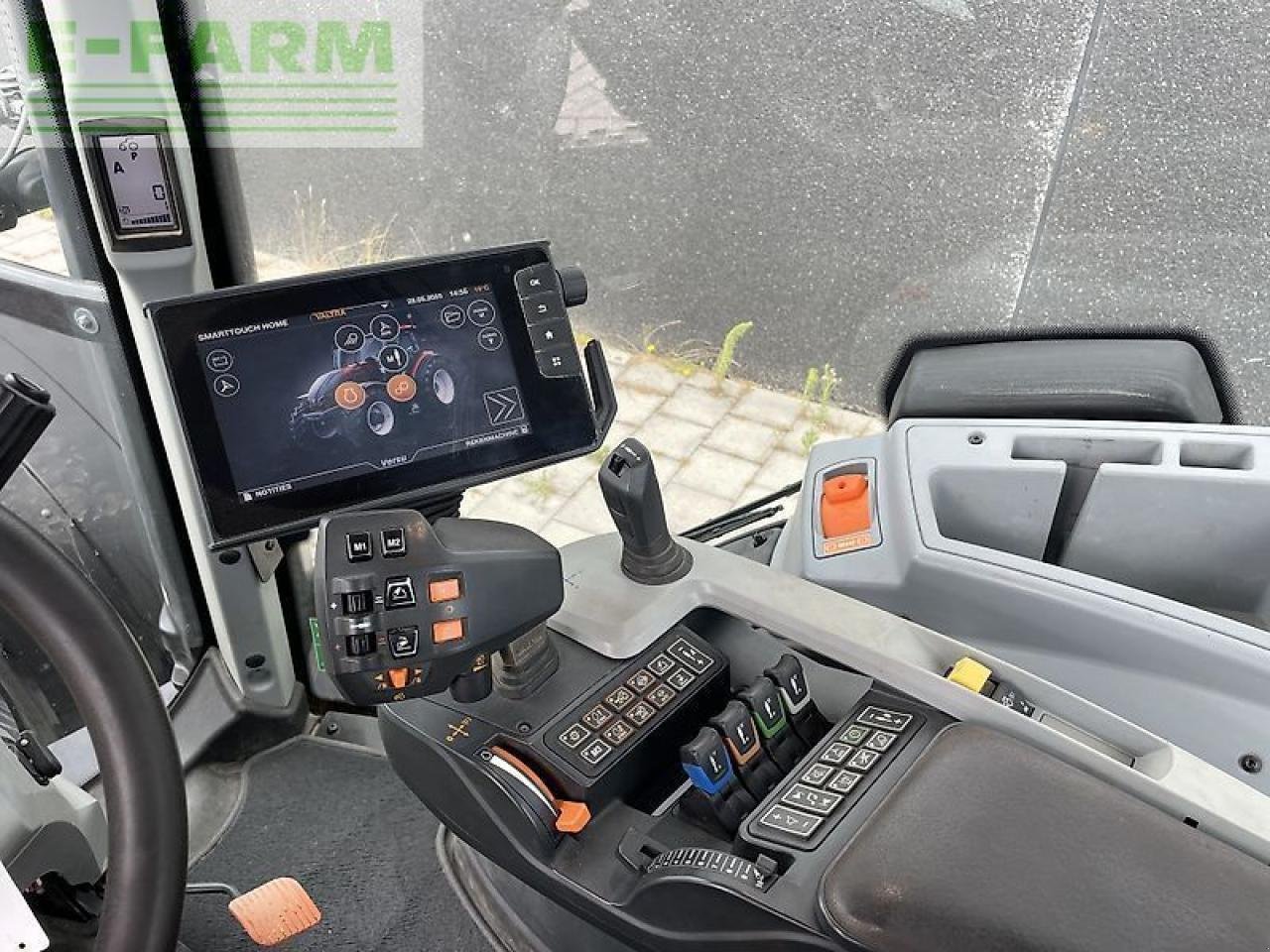 Traktor от тип Valtra t 254, Gebrauchtmaschine в gg VEGHEL (Снимка 2)