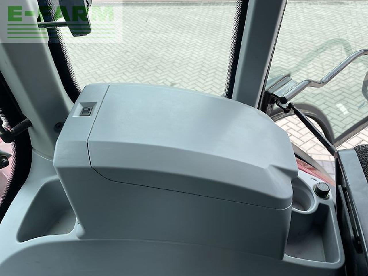 Traktor от тип Valtra t 254, Gebrauchtmaschine в gg VEGHEL (Снимка 10)