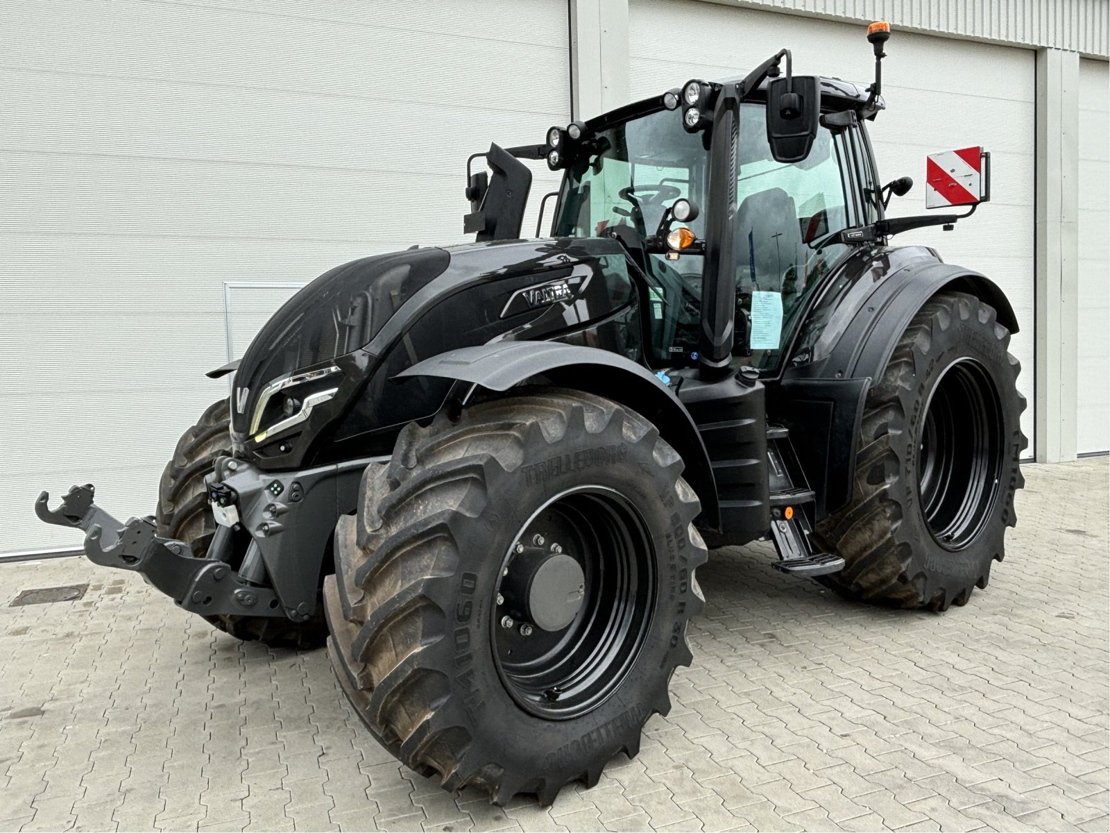 Traktor za tip Valtra T 255 Active, Gebrauchtmaschine u Bützow (Slika 1)