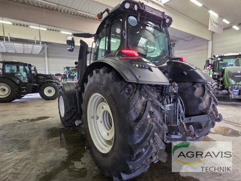Traktor типа Valtra T 255 V 2A1, Gebrauchtmaschine в Calbe / Saale (Фотография 3)