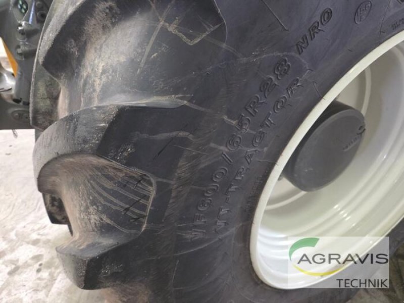 Traktor типа Valtra T 255 V 2A1, Gebrauchtmaschine в Calbe / Saale (Фотография 12)