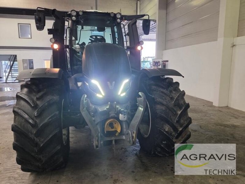 Traktor типа Valtra T 255 V 2A1, Gebrauchtmaschine в Calbe / Saale (Фотография 9)