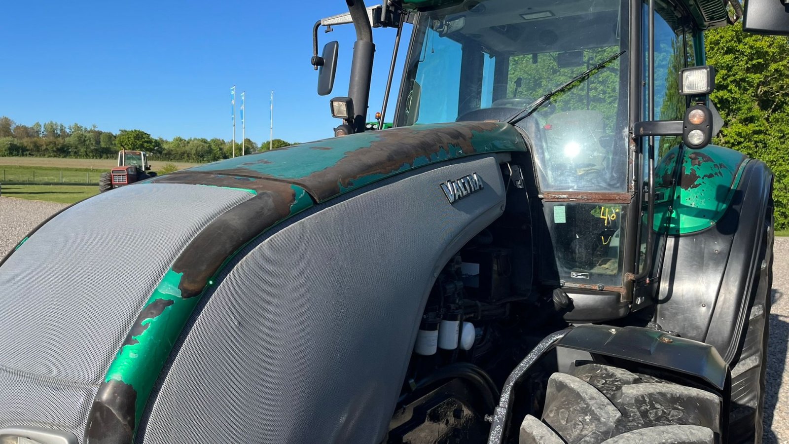 Traktor des Typs Valtra T130 med 3.5ton frontlift, Gebrauchtmaschine in Lintrup (Bild 19)