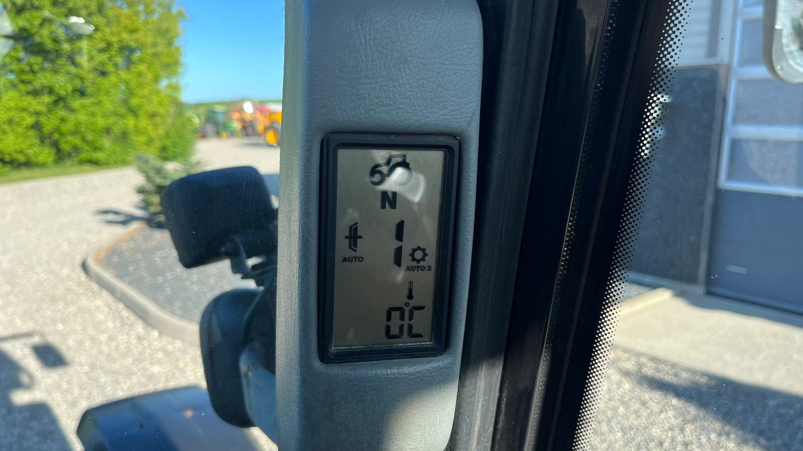 Traktor des Typs Valtra T130 med 3.5ton frontlift, Gebrauchtmaschine in Lintrup (Bild 12)