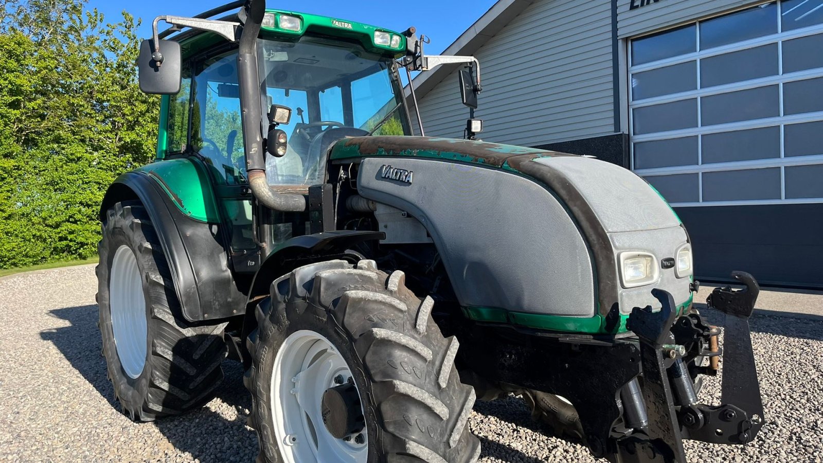 Traktor des Typs Valtra T130 med 3.5ton frontlift, Gebrauchtmaschine in Lintrup (Bild 17)