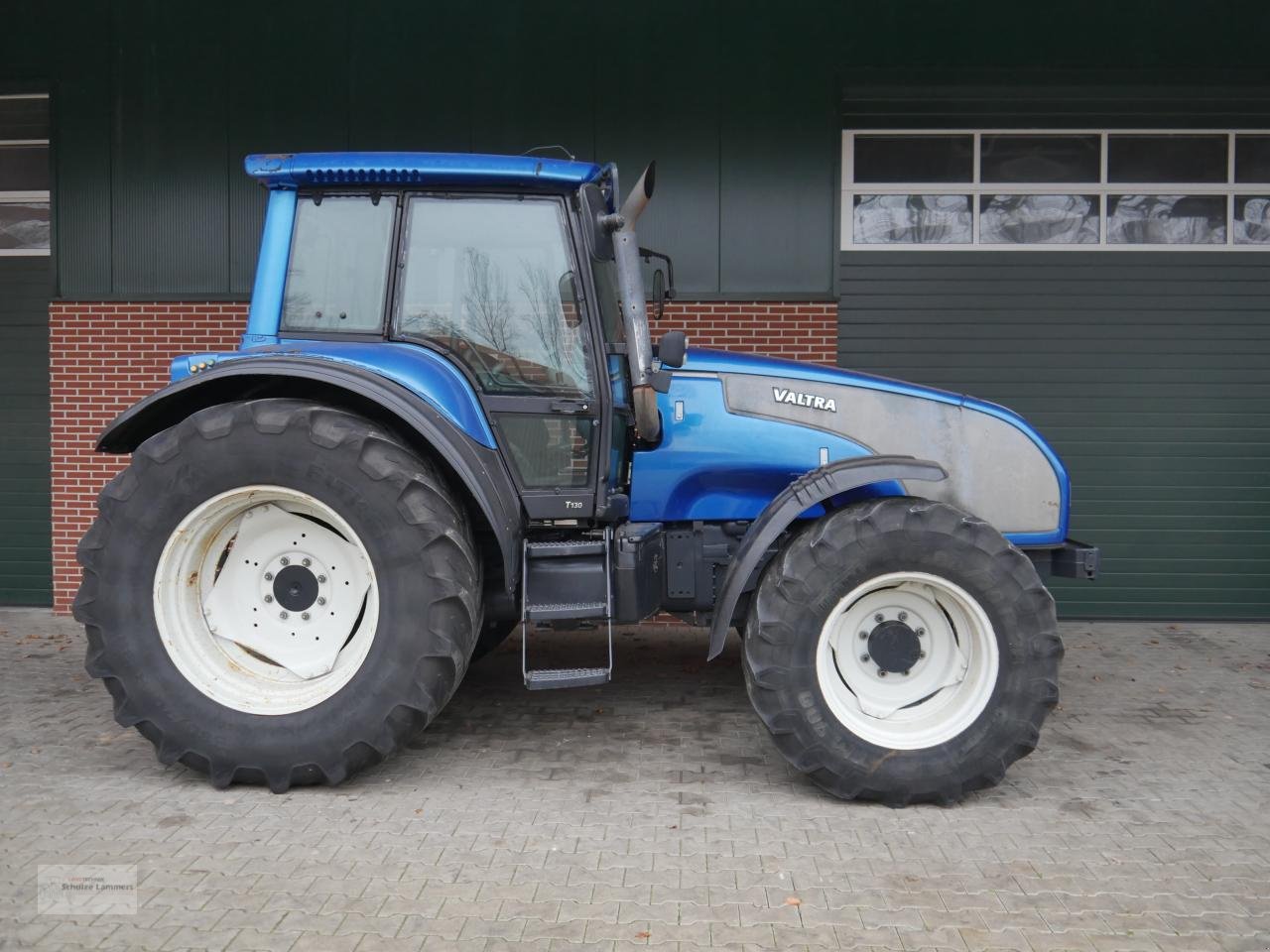 Traktor del tipo Valtra T130, Gebrauchtmaschine In Borken (Immagine 5)