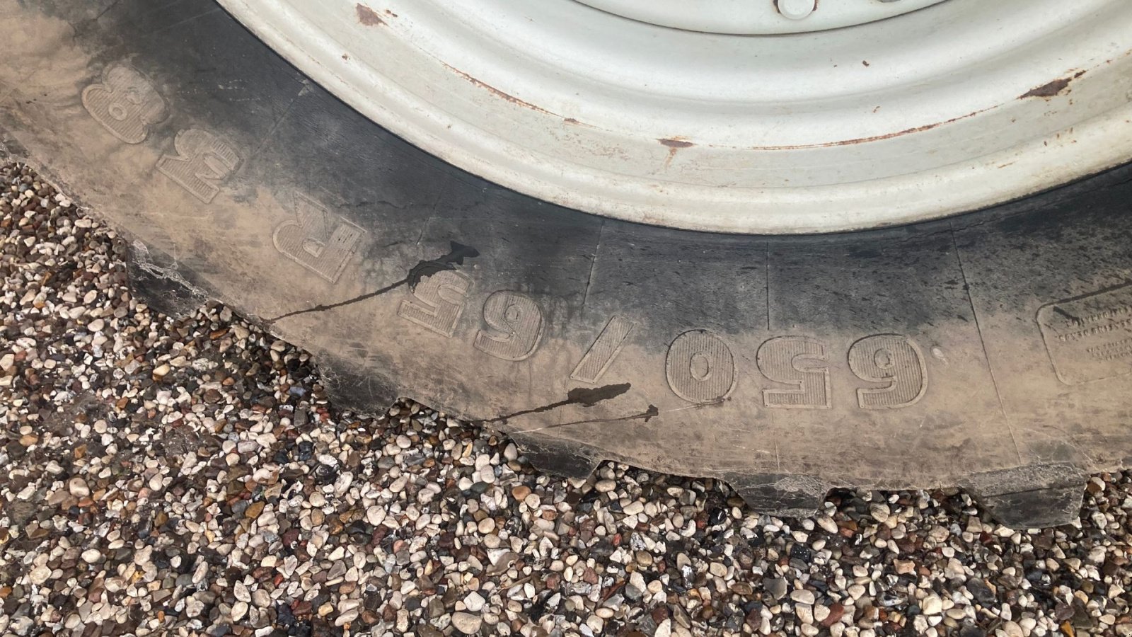 Traktor of the type Valtra T140, Gebrauchtmaschine in Store Heddinge (Picture 4)