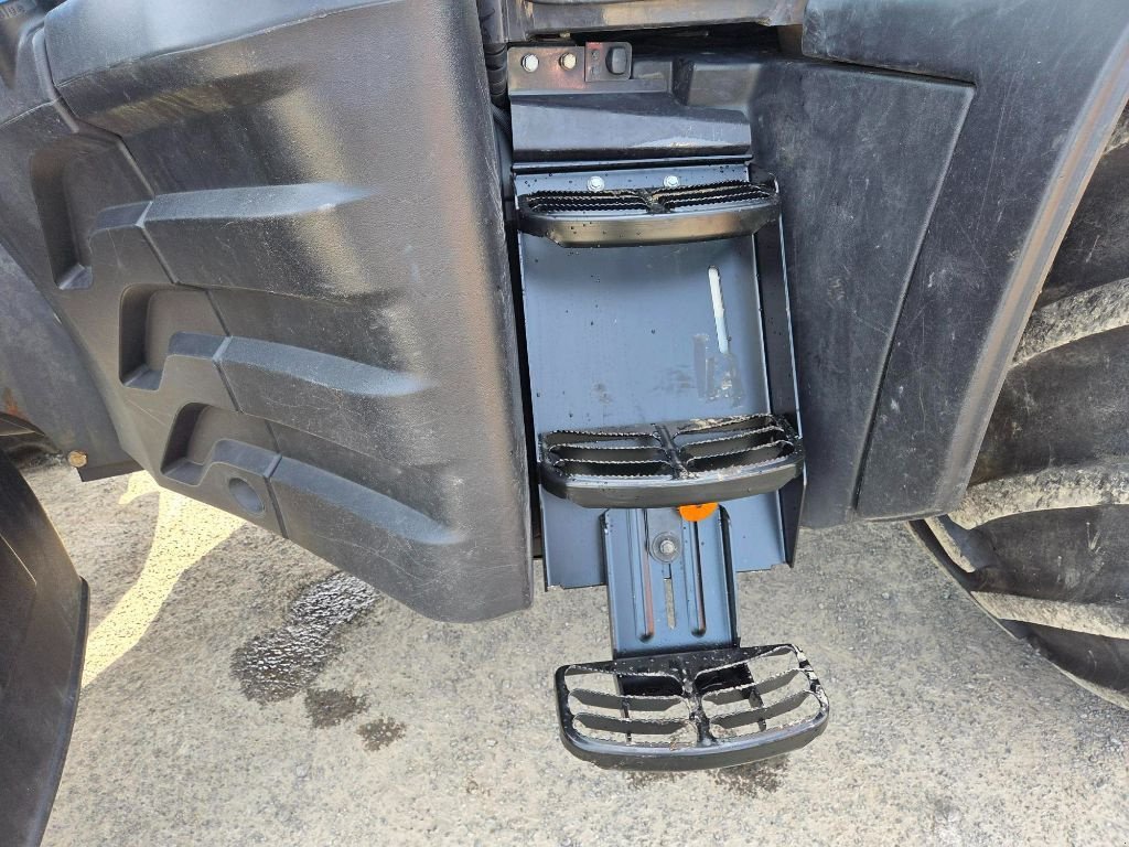 Traktor от тип Valtra T145 ACTIVE, Gebrauchtmaschine в ATHIS (Снимка 5)