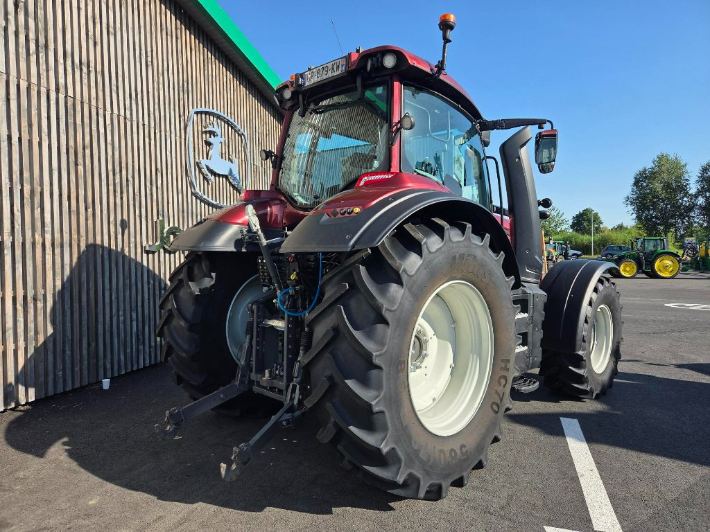 Traktor van het type Valtra T145 Active, Gebrauchtmaschine in HAMBYE (Foto 3)