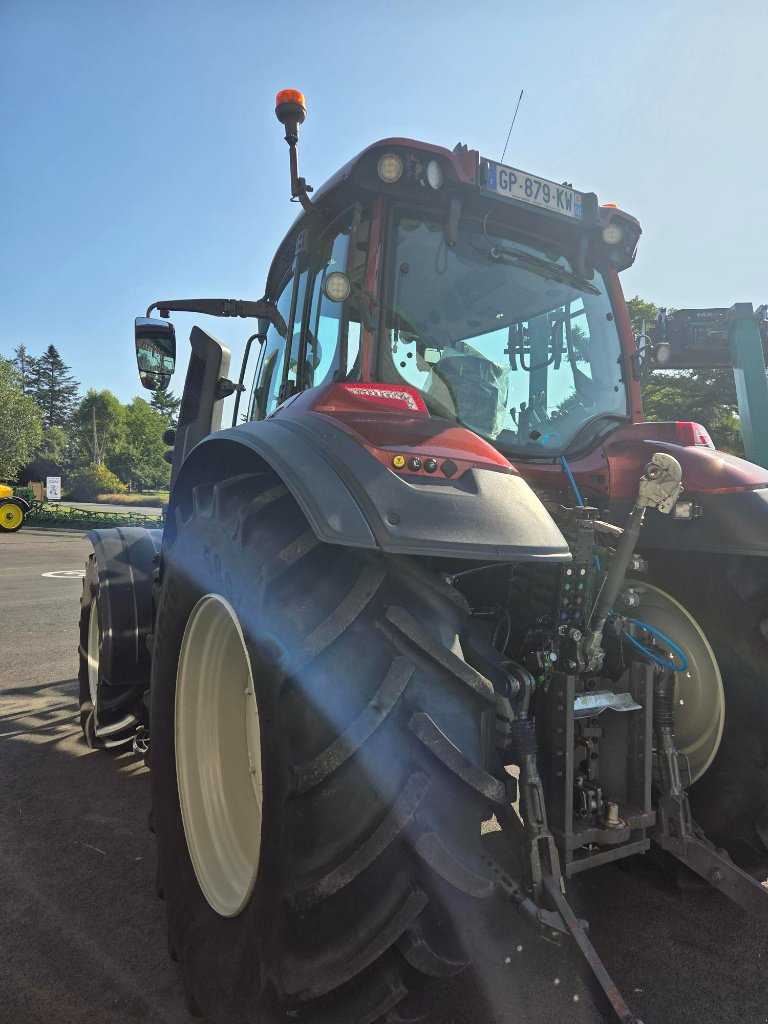 Traktor van het type Valtra T145 Active, Gebrauchtmaschine in HAMBYE (Foto 7)